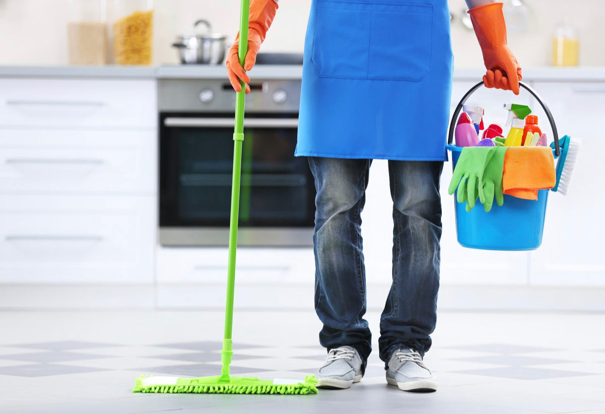 CONTRACTOR & COMMERCIAL CLEAN UP